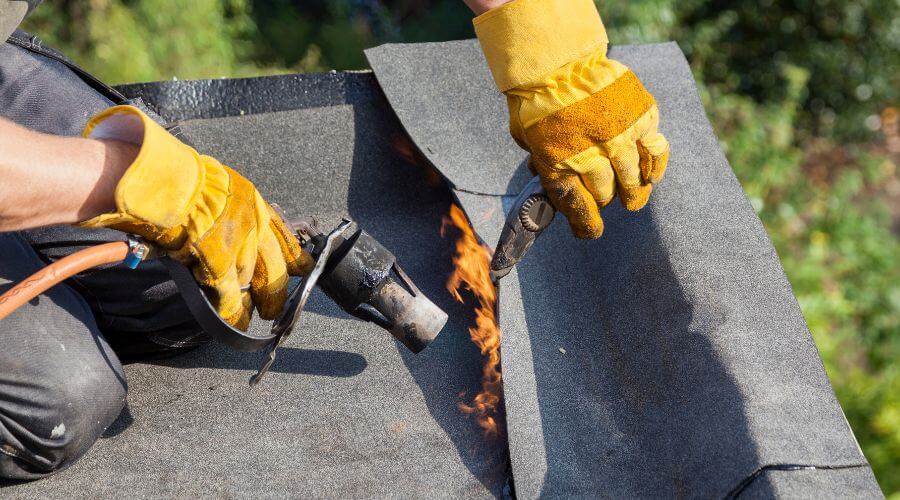 Expert Emergency Roof Repairs services in Milldale, CT